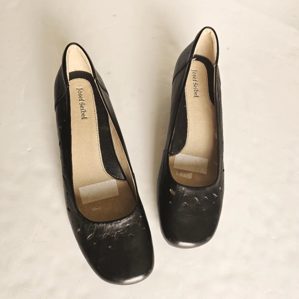 Josef Seibel Slip On Shoe Black Laser Cut Leather Wedge Size 40 NWT